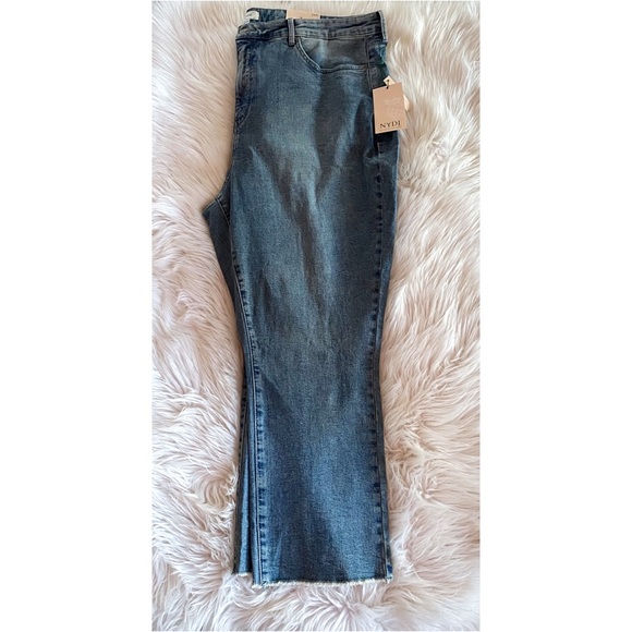 NWT NYDJ Crop Slim Bootcut Jeans - Picture 6 of 9